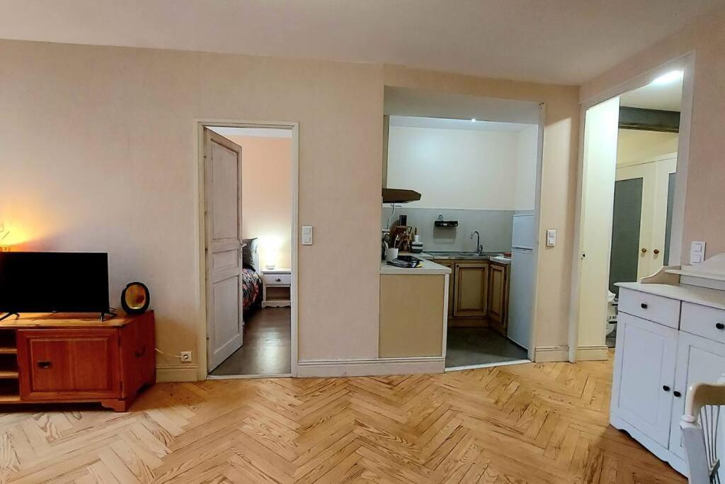 Le Spacieux Du Centre Apartman Agen Kültér fotó