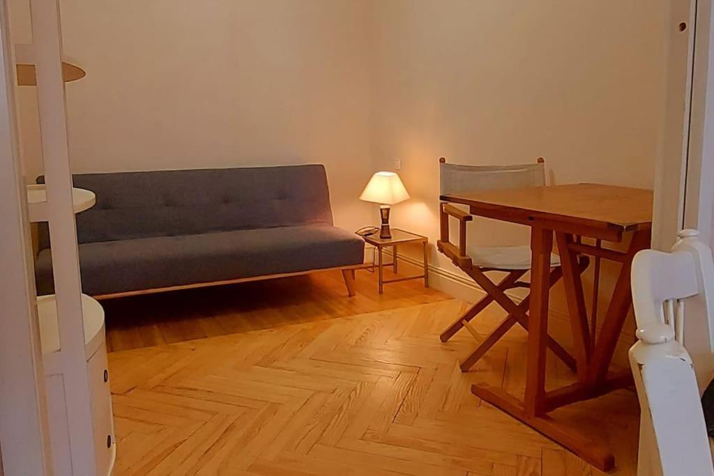 Le Spacieux Du Centre Apartman Agen Kültér fotó